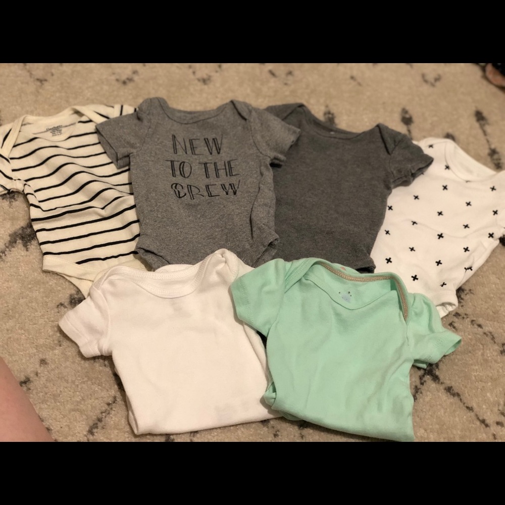 Gender Neutral Newborn Onsie Bundle